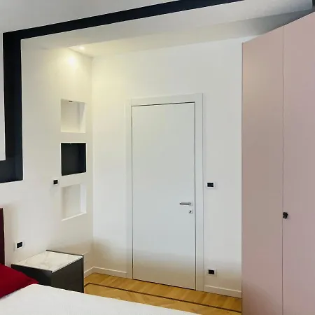 Bilocale_torino_deluxe * טורינו